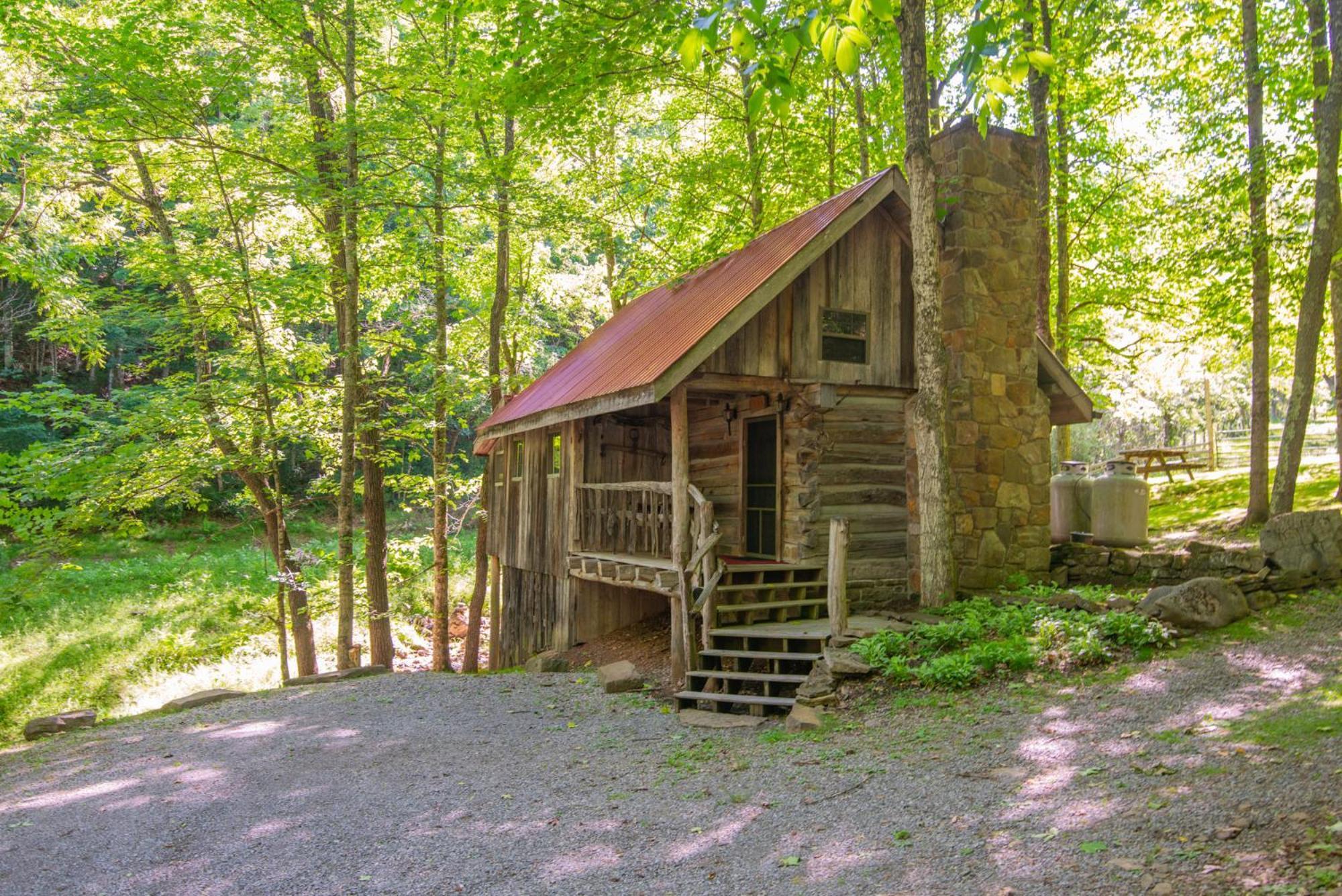 Moore House Inn & Cabins Marlinton Esterno foto