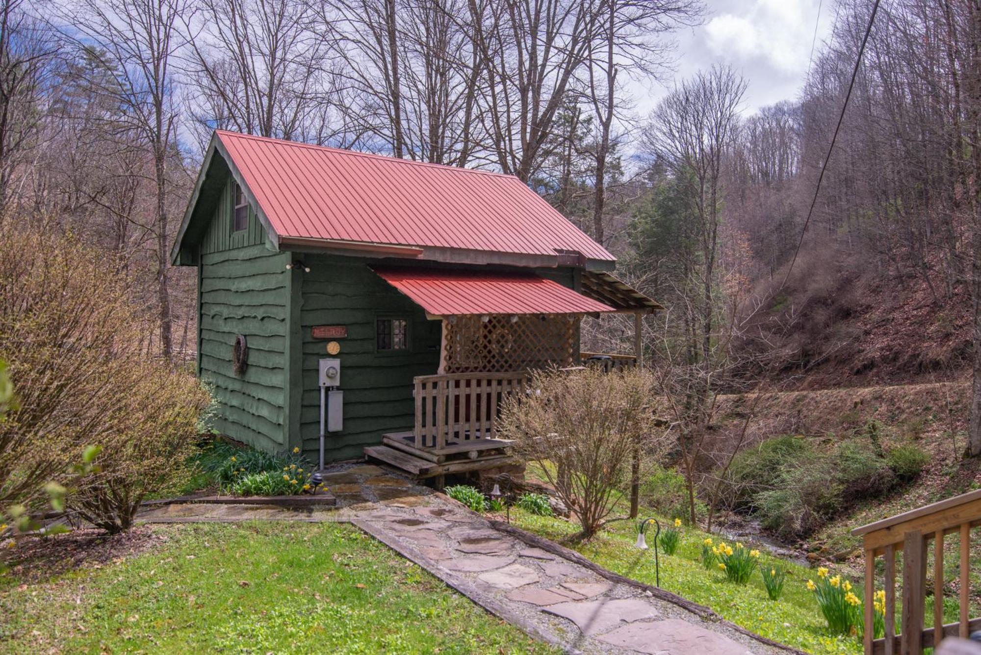 Moore House Inn & Cabins Marlinton Esterno foto