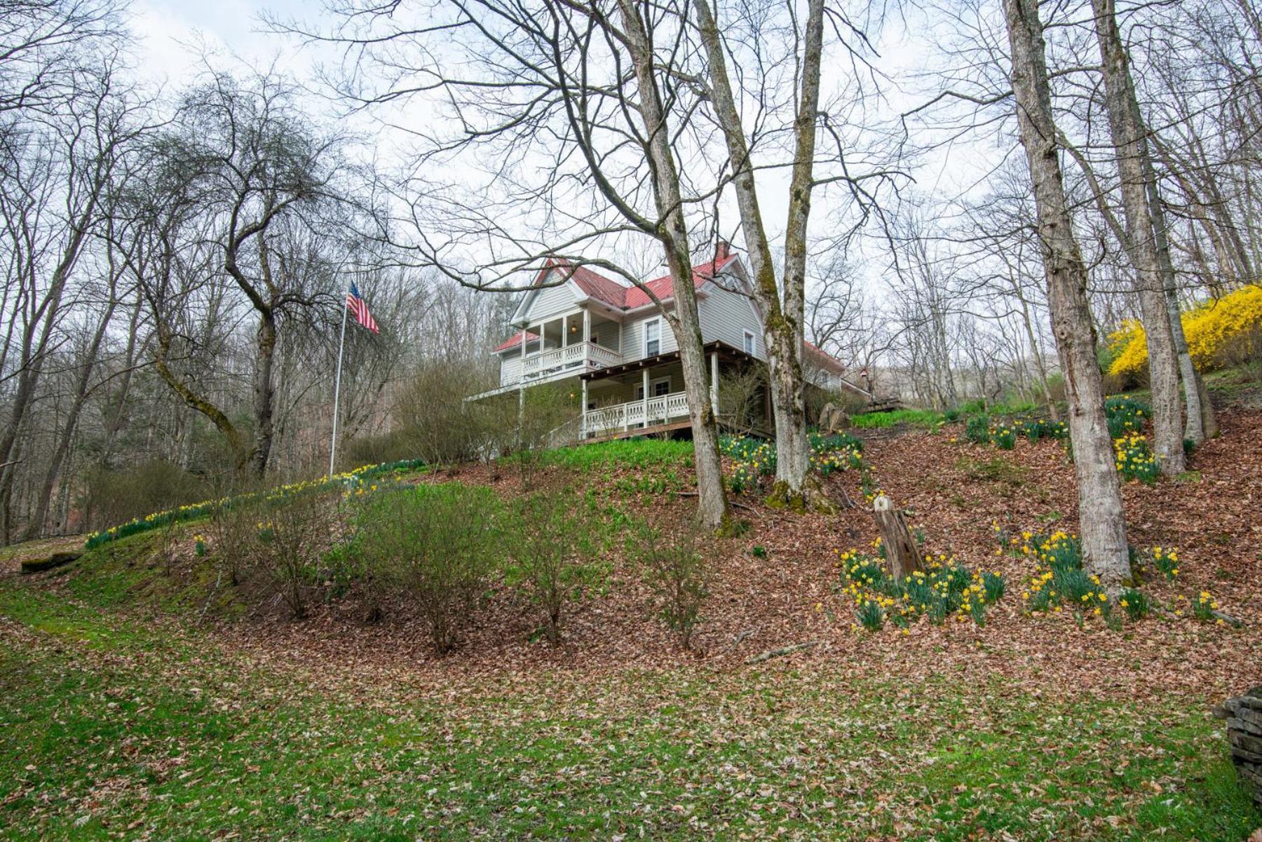 Moore House Inn & Cabins Marlinton Esterno foto