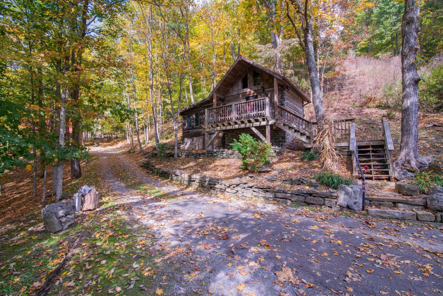 Moore House Inn & Cabins Marlinton Esterno foto