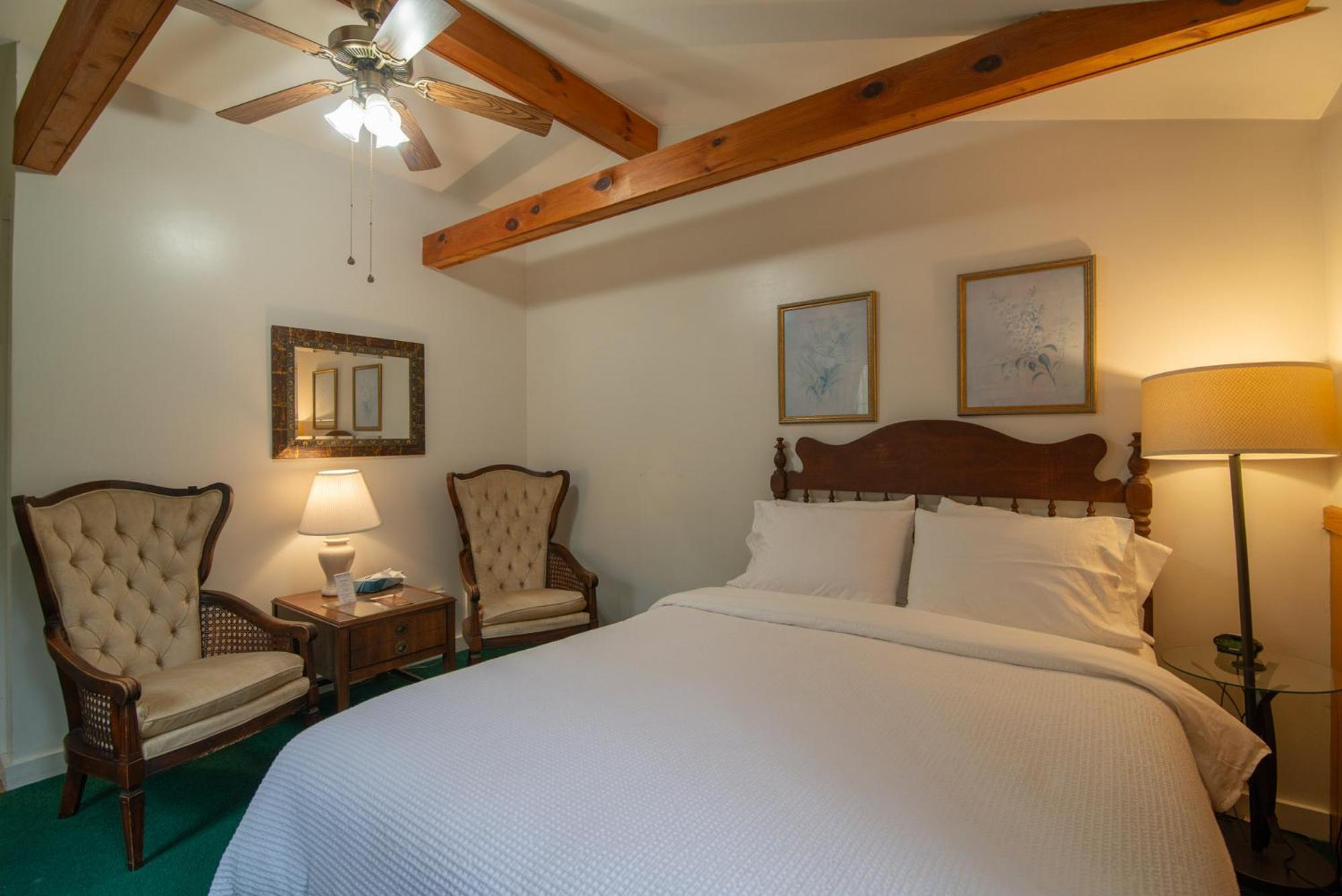 Moore House Inn & Cabins Marlinton Esterno foto