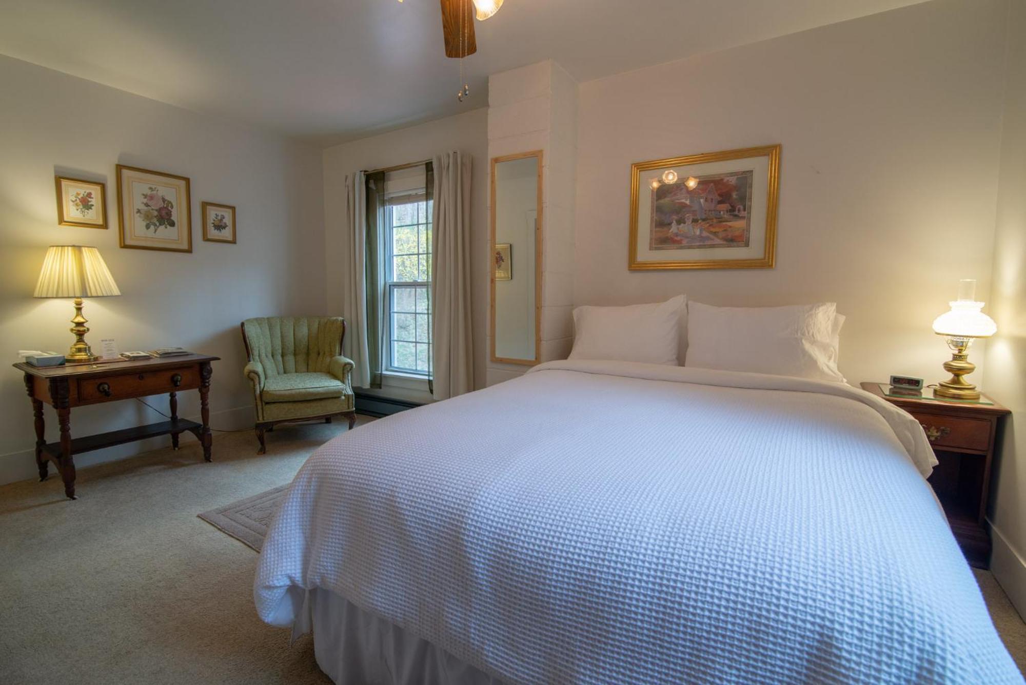 Moore House Inn & Cabins Marlinton Esterno foto